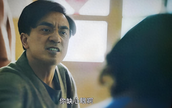 翼牛网 “人缺心眼，一瞅便知”：身上有这4个特征的人，大多都缺心眼！