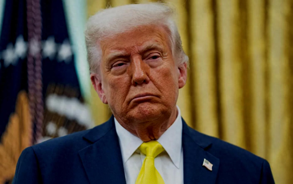 长富资本 支持率突破历史最低，特朗普被曝筹备访华，想让中国出手救美国？