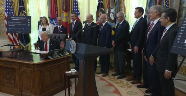 天通盈 特朗普官宣：减肥药降价